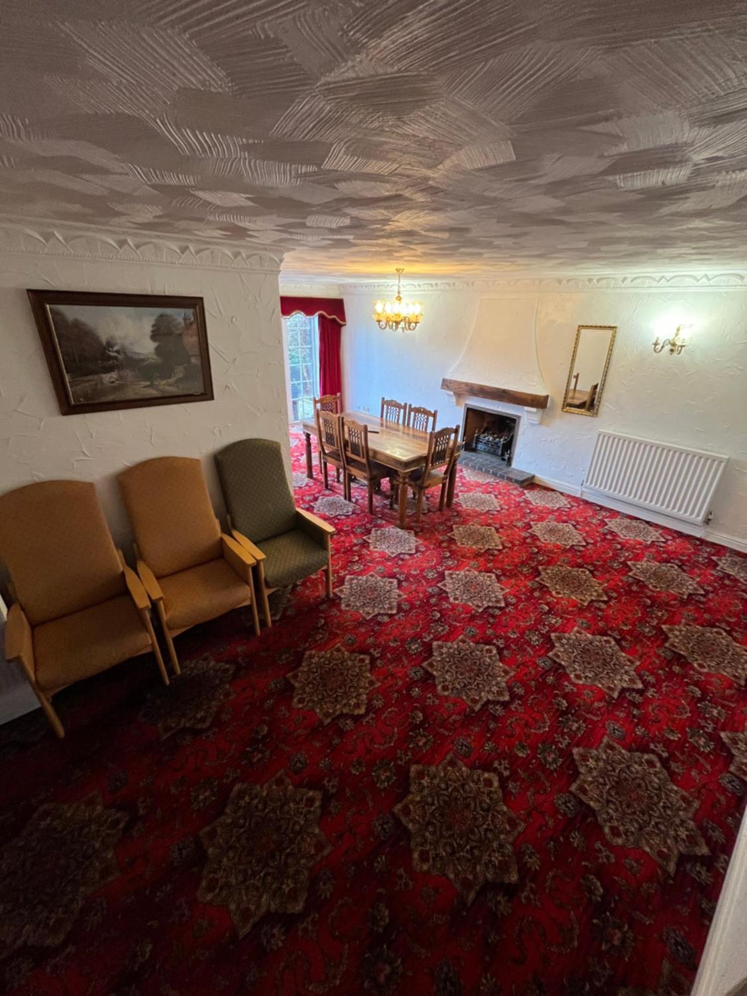 Unwind In Comfort At Cosy Caradus Your 4 Bedroom Home Sweet Home! Birmingham Eksteriør billede